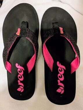 Reef Black and Pink Women's Flip Flop Sandals Size-8